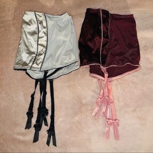 2 garter belts